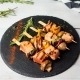 brochetas de atun y verduras