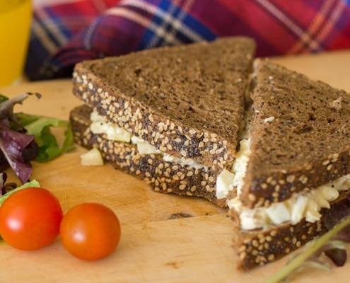 ensalada de pollo para sandwiches