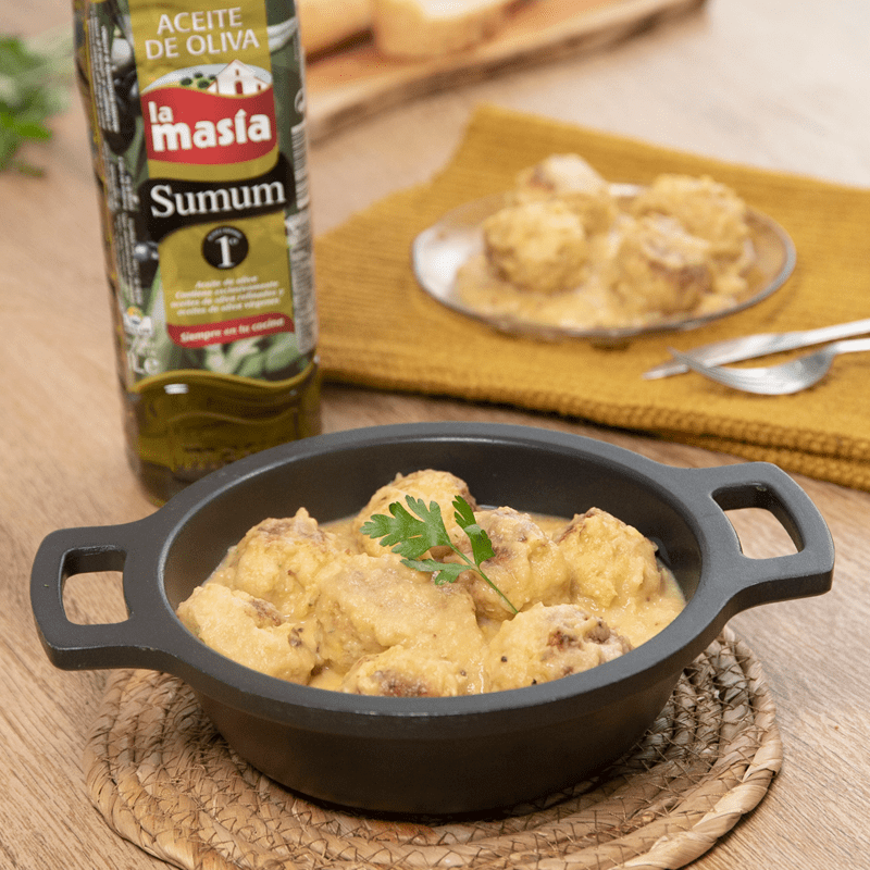 Albóndigas de pollo y coliflor