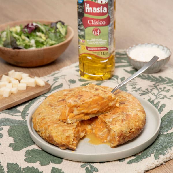 Receta casera de Tortilla de boniato rellena de queso