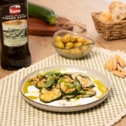 Receta casera de ensalada de calabacín con burrata